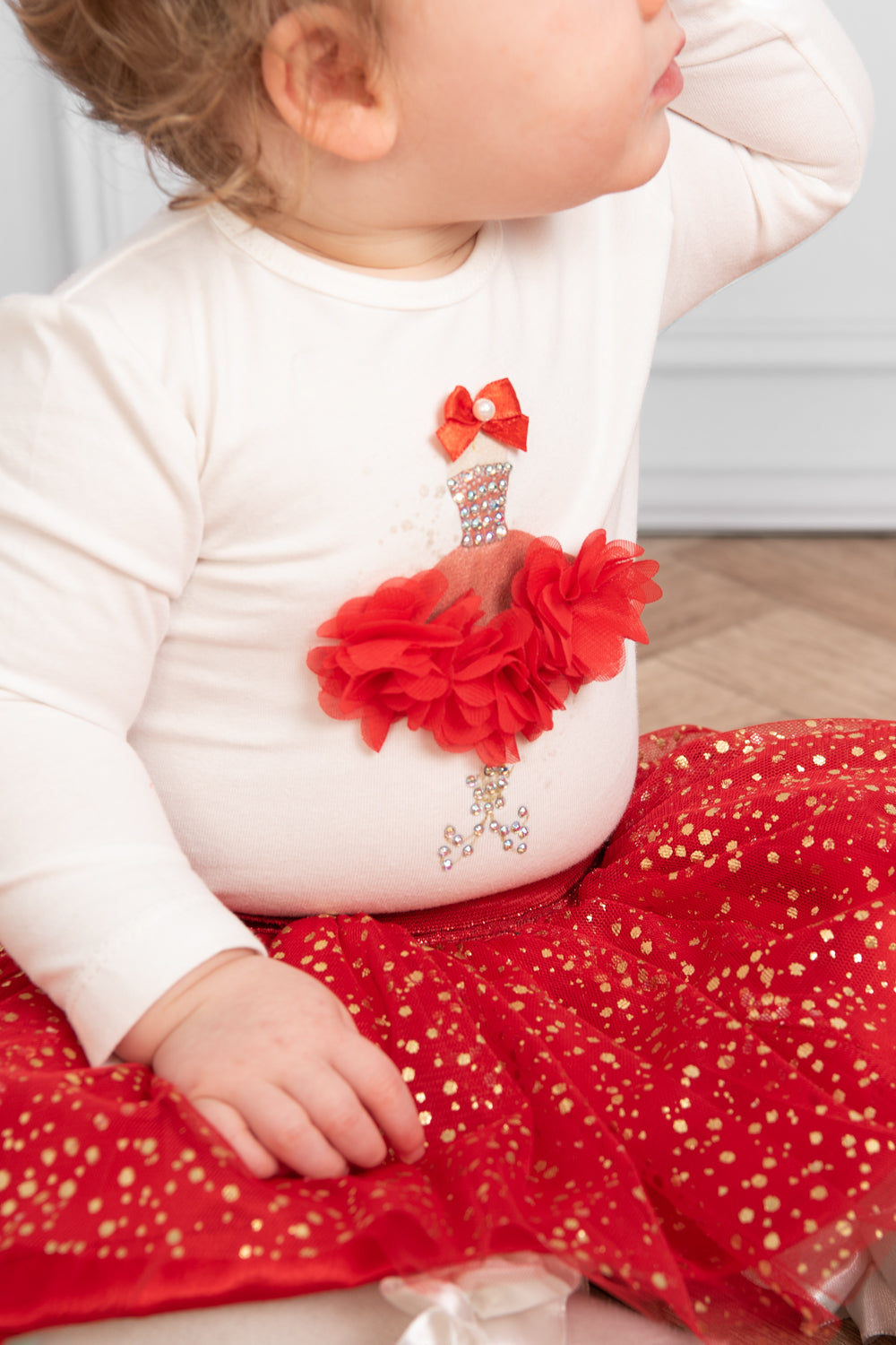 Red Glittery Skirt and Bodysuit Set with 3D Floral Embellishments (0-18 months)