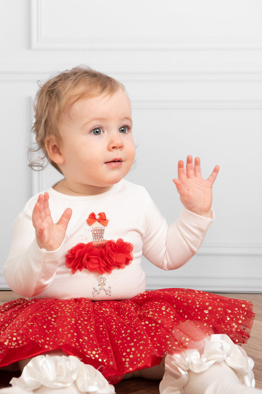 Red Glittery Skirt and Bodysuit Set with 3D Floral Embellishments (0-18 months)