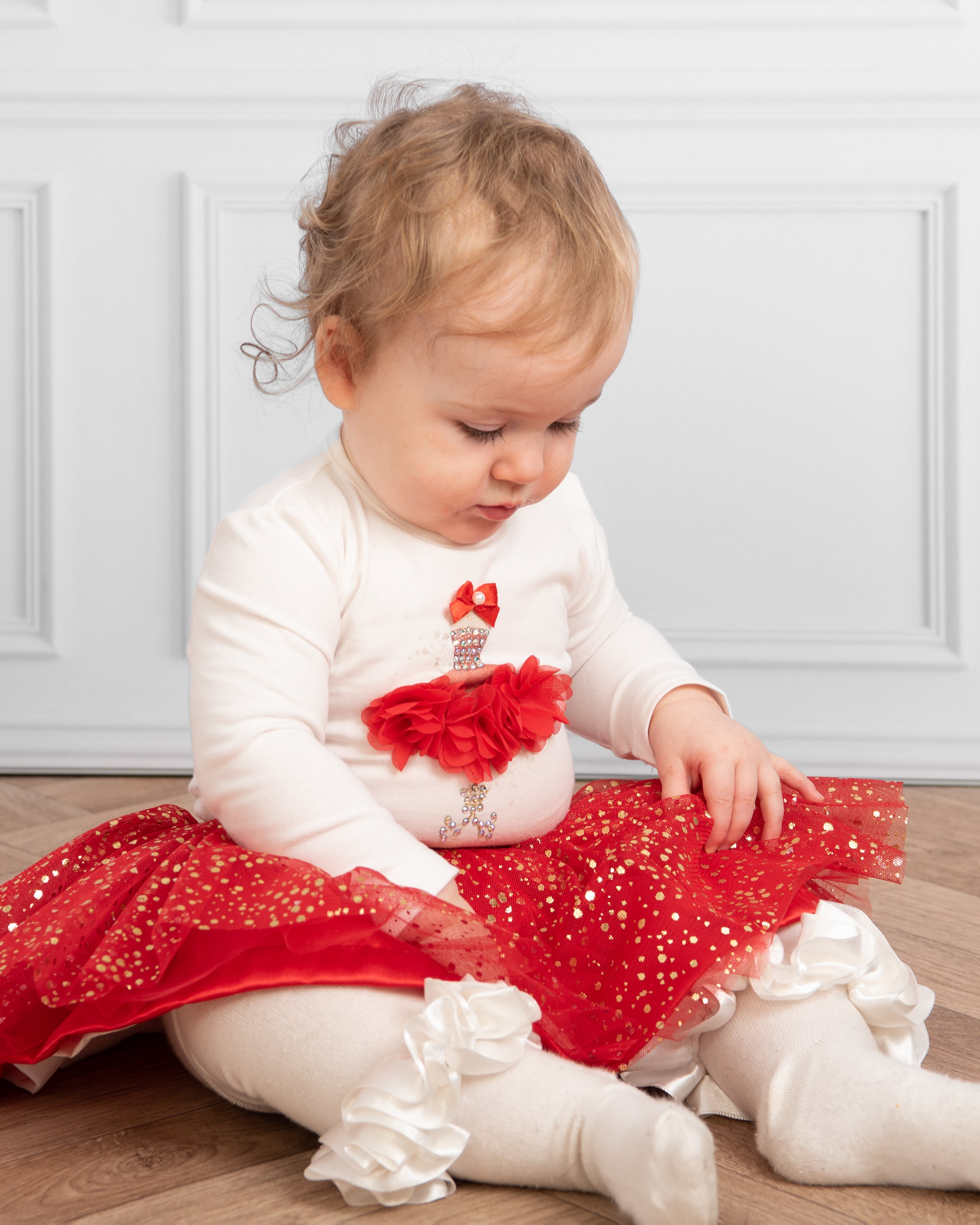 Red Glittery Skirt and Bodysuit Set with 3D Floral Embellishments (0-18 months)