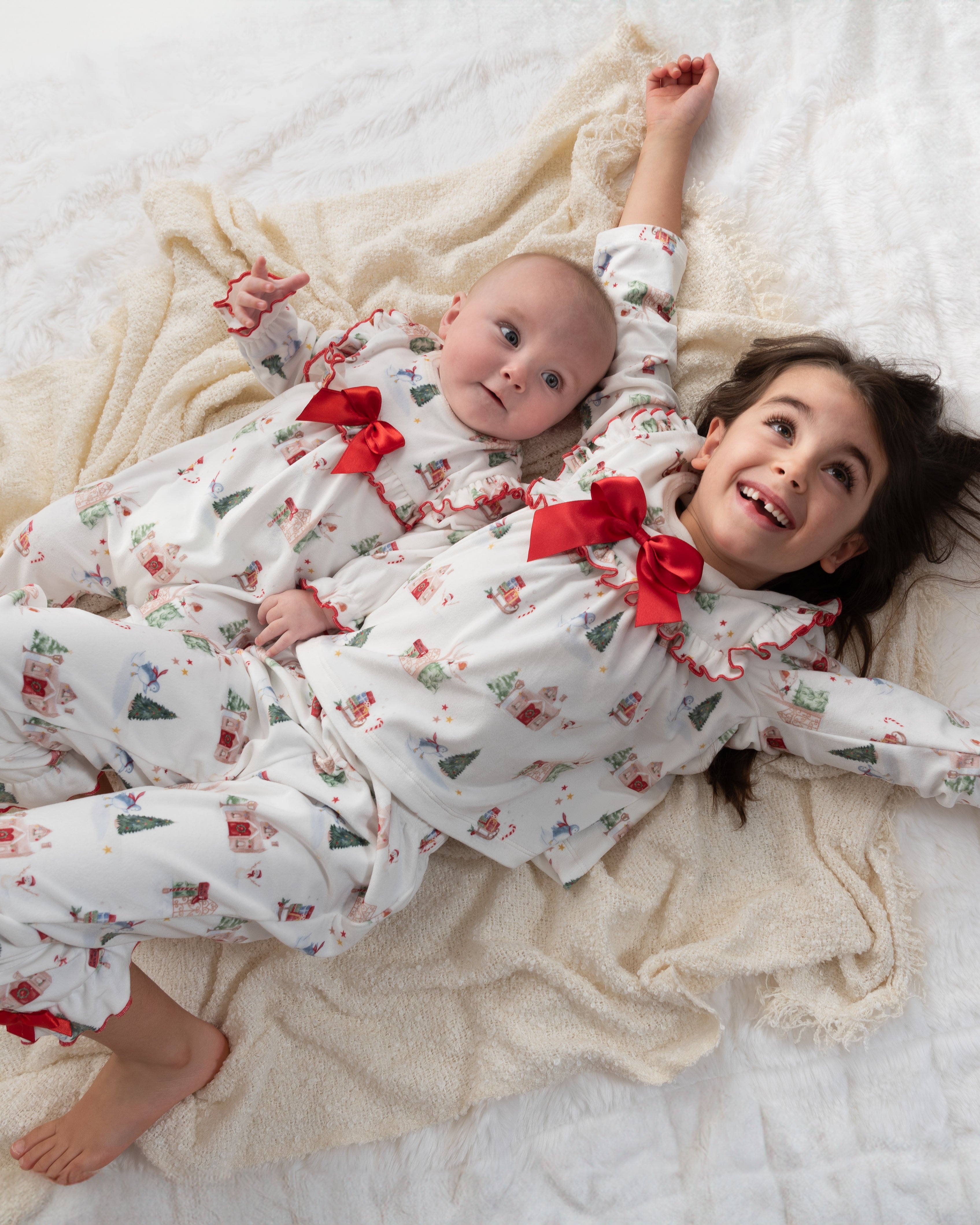 Girls Christmas Print Bow Pyjama Set