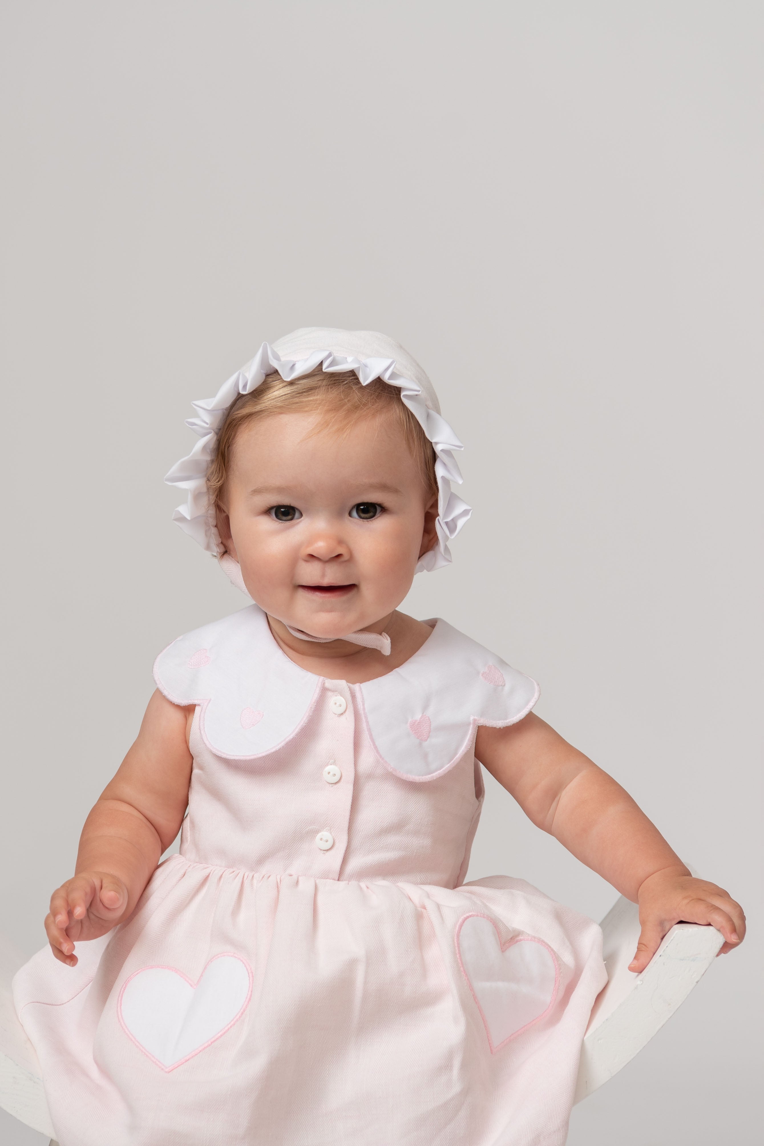 Linen Scallop Heart Jampant Set with Bonnet