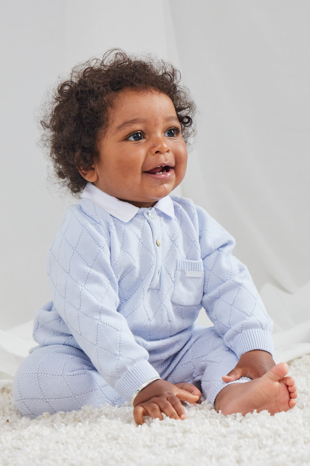 Sky Diamond Knitted Set with White Collar