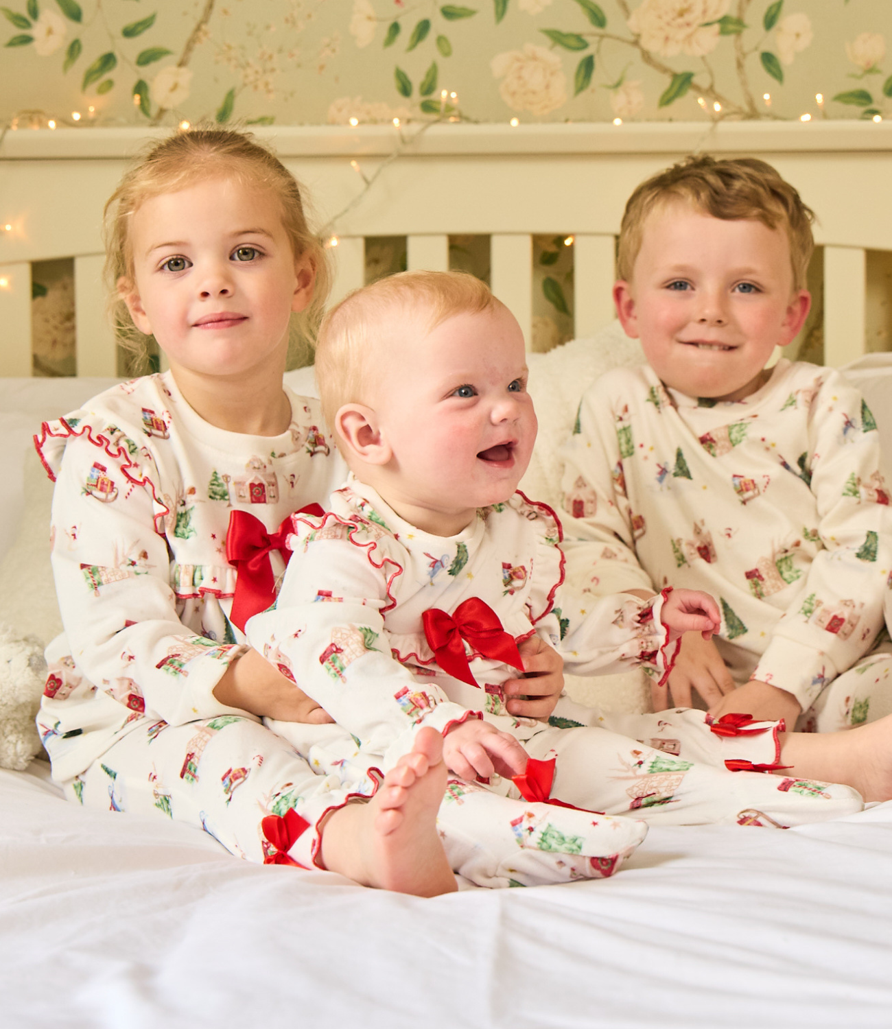 Girls Christmas Print Bow Pyjama Set