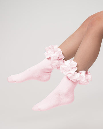 Ankle ruffle ribbon socks